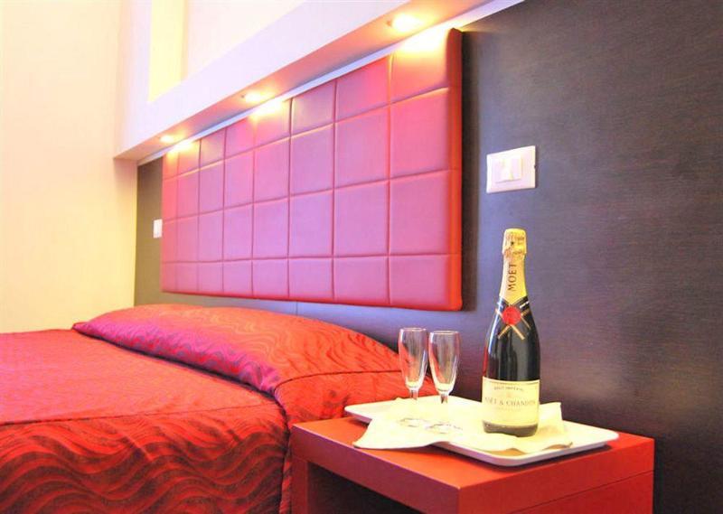Hotel Versailles Rome Bagian luar foto