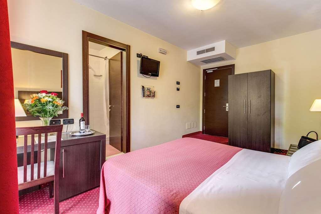 Hotel Versailles Rome Ruang foto